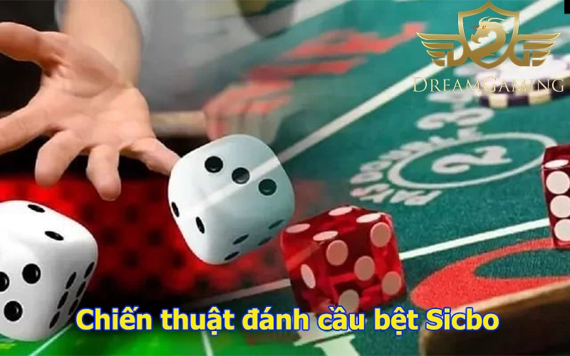 Chiến thuật đánh cầu bệt linh hoạt